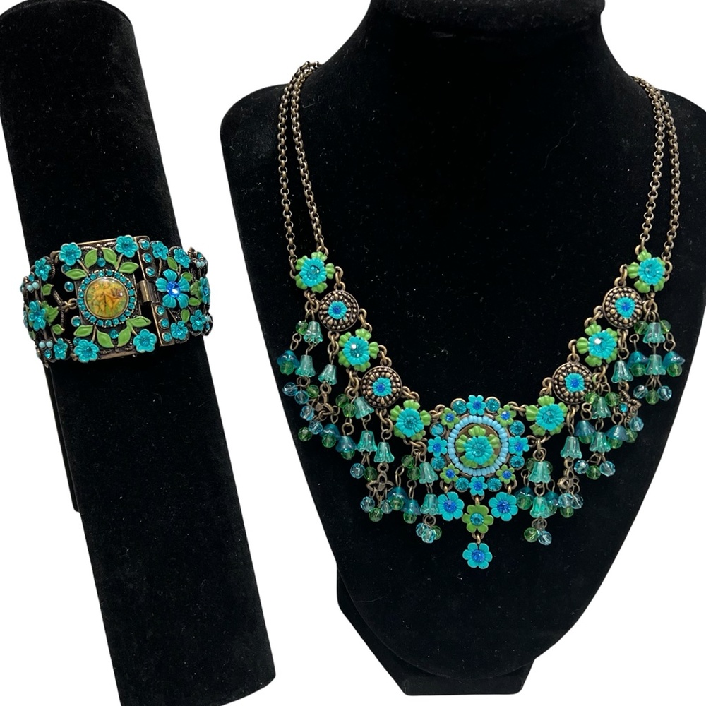 MX TURQUOISE & GREEN ENAMEL FLOWER & CRYSTAL NECKLACE AND MATCHING BRACELET